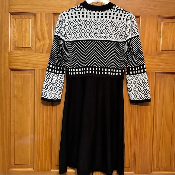 Eliza J Black/White Sweater Dress Size Large - Picture 4 of 5